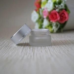 Wholesale mini makeup container 5ml black jar with black plastic top