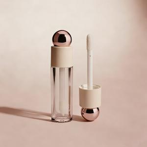 Cylinder lip gloss tubes
